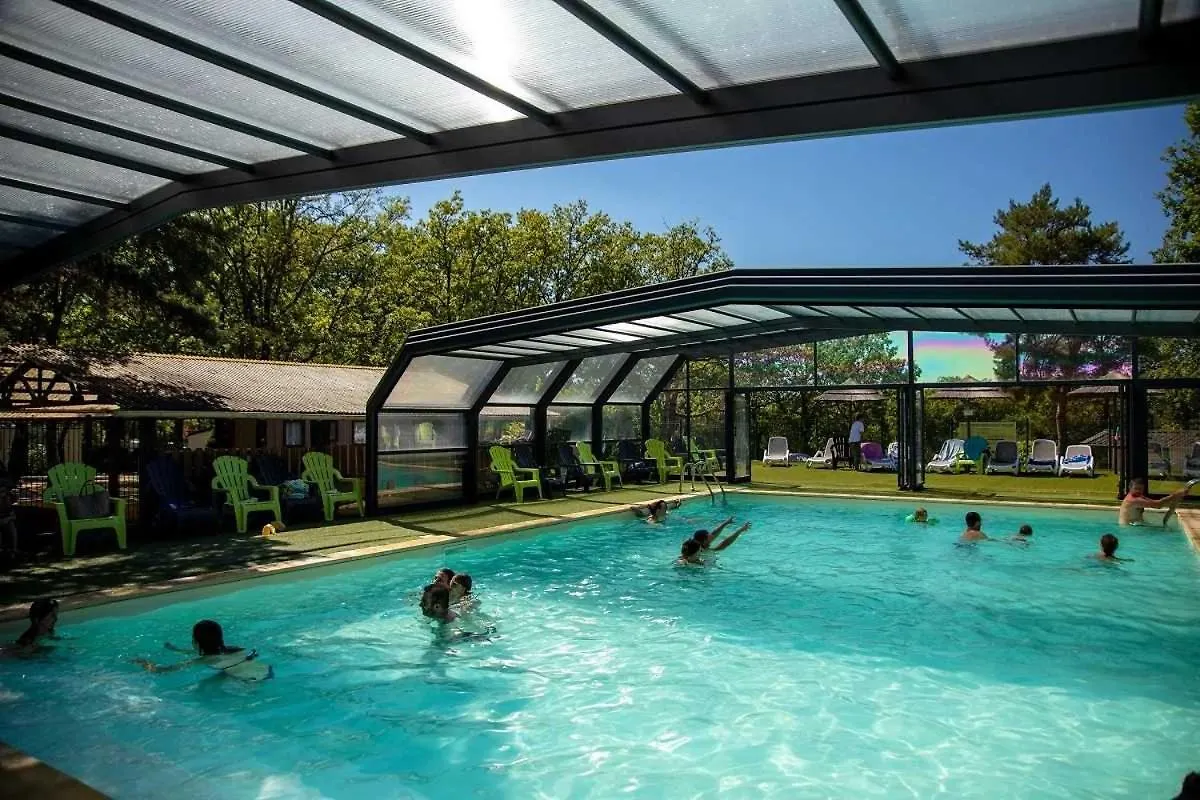 Campsite Camping 4 Etoiles - Piscine - Ccafc0B Lamothe-Fenelon France