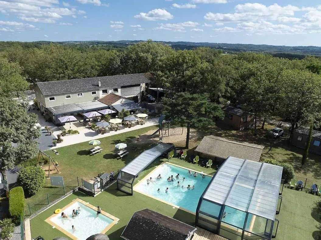Camping 4 Etoiles - Piscine - Ccafc0B Lamothe-Fenelon Campsite